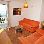 Luton Zadar Heating Pool & Jacuzzi *