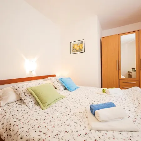 Luton Zadar Heating Pool & Jacuzzi