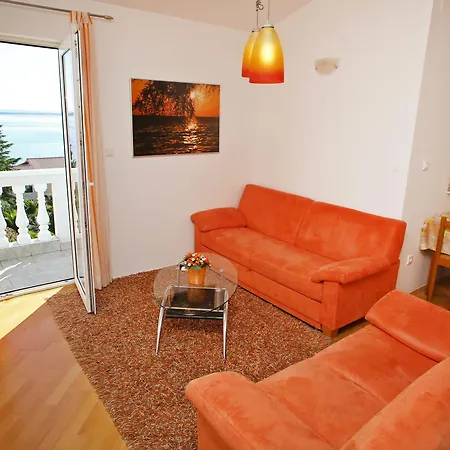 Luton Zadar Heating Pool & Jacuzzi *