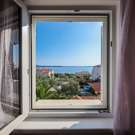 Luton Zadar Heating Pool & Jacuzzi Kožino