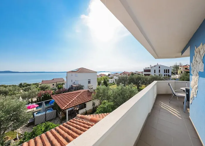 아파트 Luton Zadar Heating Pool & Jacuzzi