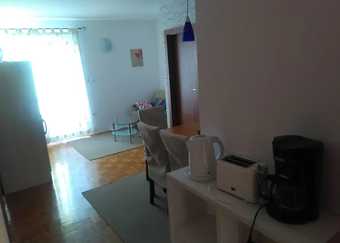 Апартаменты Luton Zadar Heating Pool & Jacuzzi *