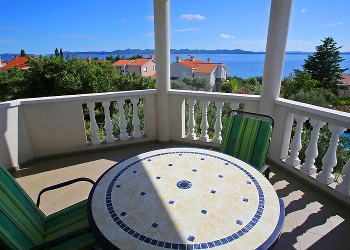 Luton Zadar Heating Pool & Jacuzzi 아파트 Kožino