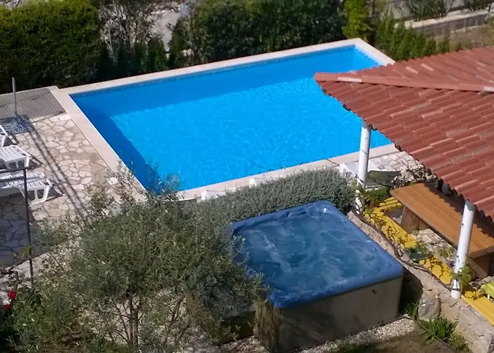 Luton Zadar Heating Pool & Jacuzzi 아파트 Kožino