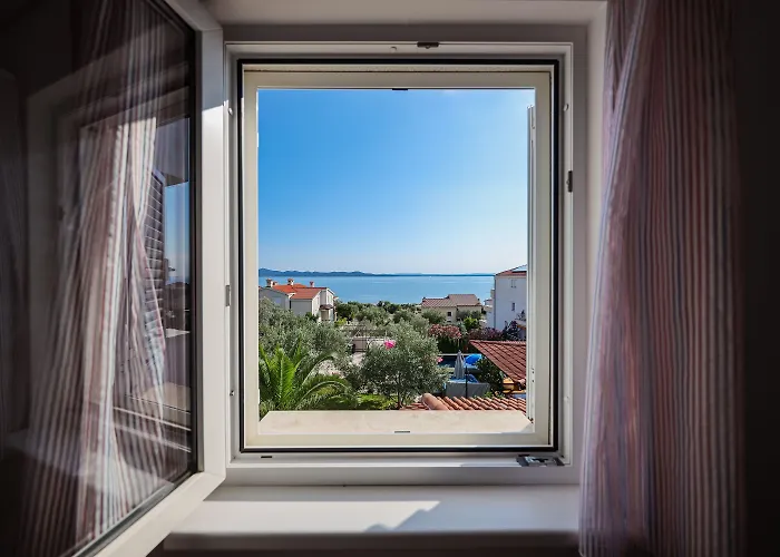 Luton Zadar Heating Pool & Jacuzzi Kožino