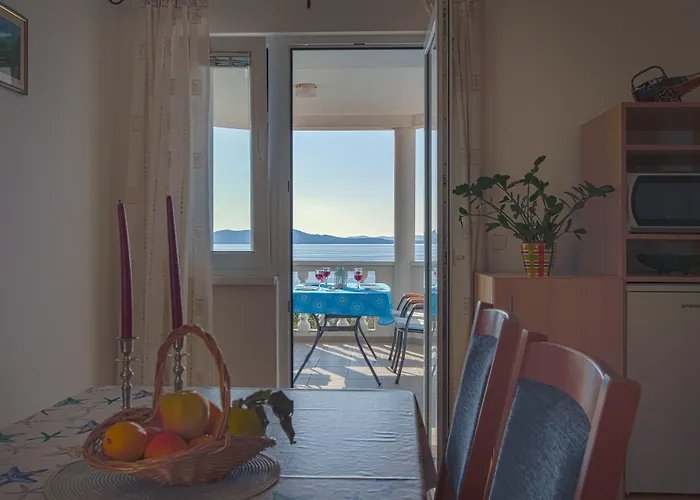 Luton Zadar Heating Pool & Jacuzzi * Кожино