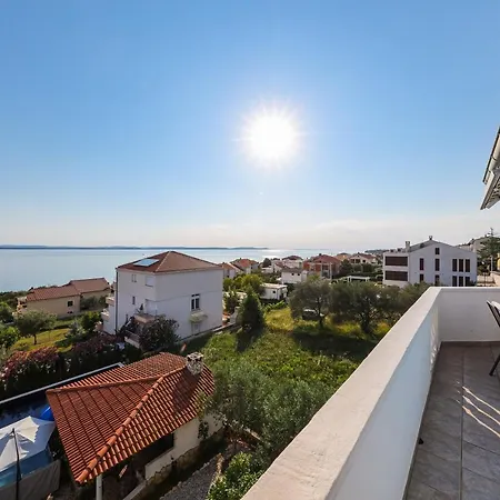 Appartement Luton Zadar Heating Pool&jacuzzi Kožino