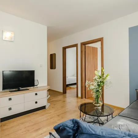 Apartmán Luton Zadar Heating Pool & Jacuzzi *