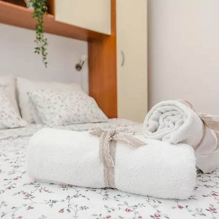 Apartment Luton Zadar Heating Pool & Jacuzzi Kožino