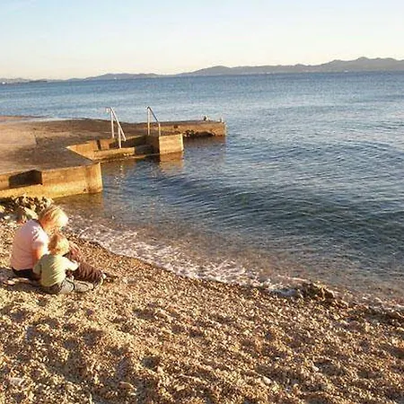 Luton Zadar Heating Pool&jacuzzi Appartement